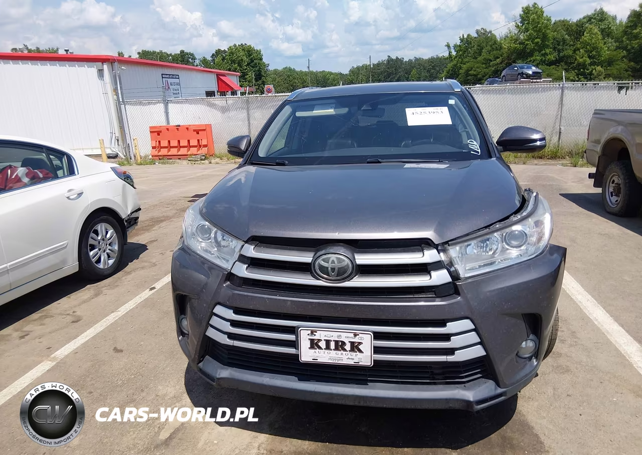 2017 Toyota Highlander Xle VIN:5TDKZRFH8HS216493 - 13
