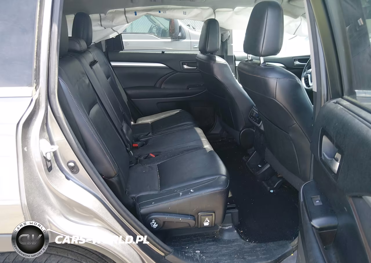 2017 Toyota Highlander Xle VIN:5TDKZRFH8HS216493 - 8