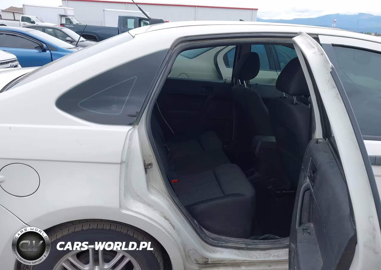 2009 Ford Focus Se VIN:1FAHP35N49W140427 - 8