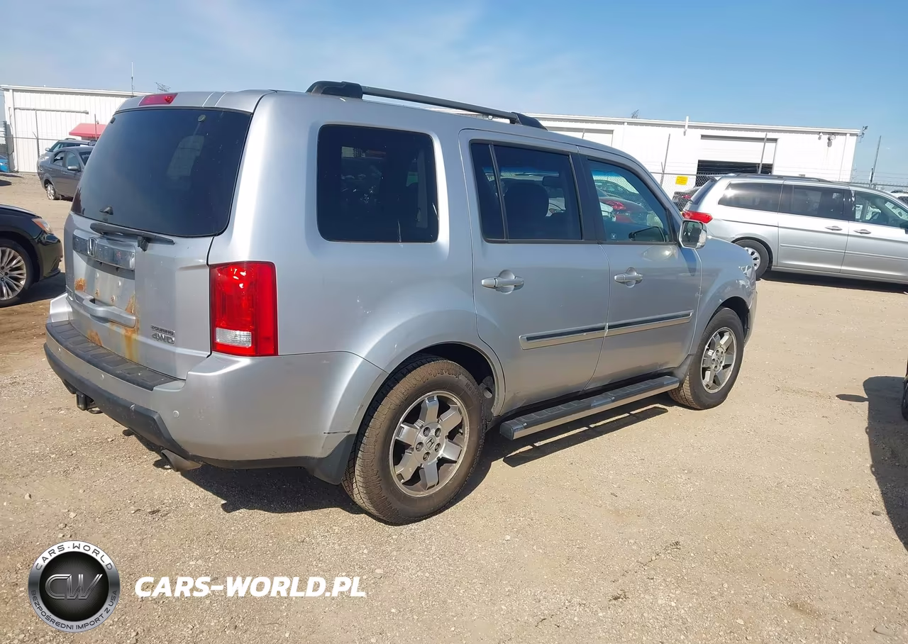 2010 Honda Pilot Touring VIN:5FNYF4H94AB014479 - 4
