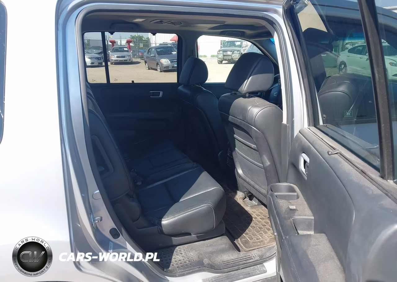 2010 Honda Pilot Touring VIN:5FNYF4H94AB014479 - 8