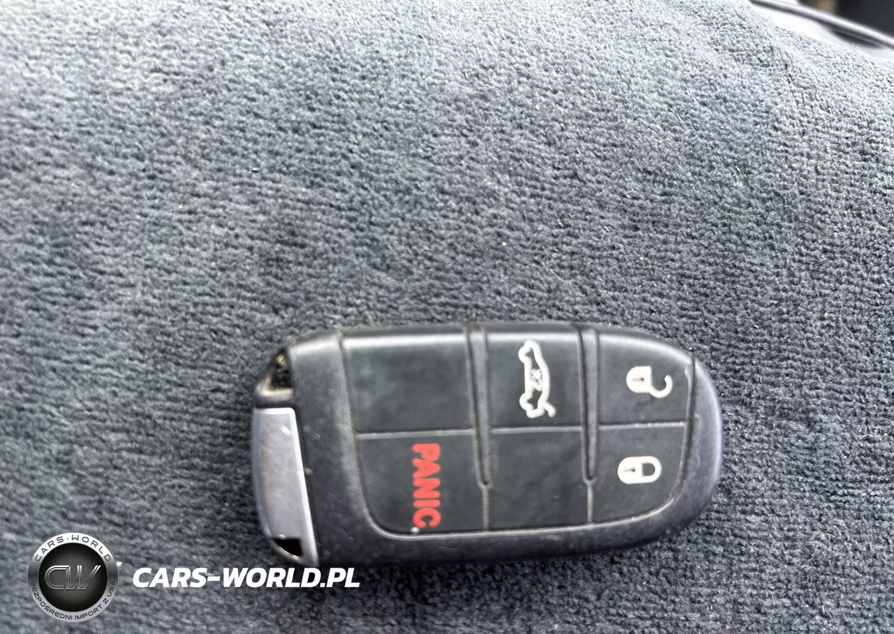 2018 Dodge Challenger Sxt Plus VIN:2C3CDZAG3JH199824 - 11