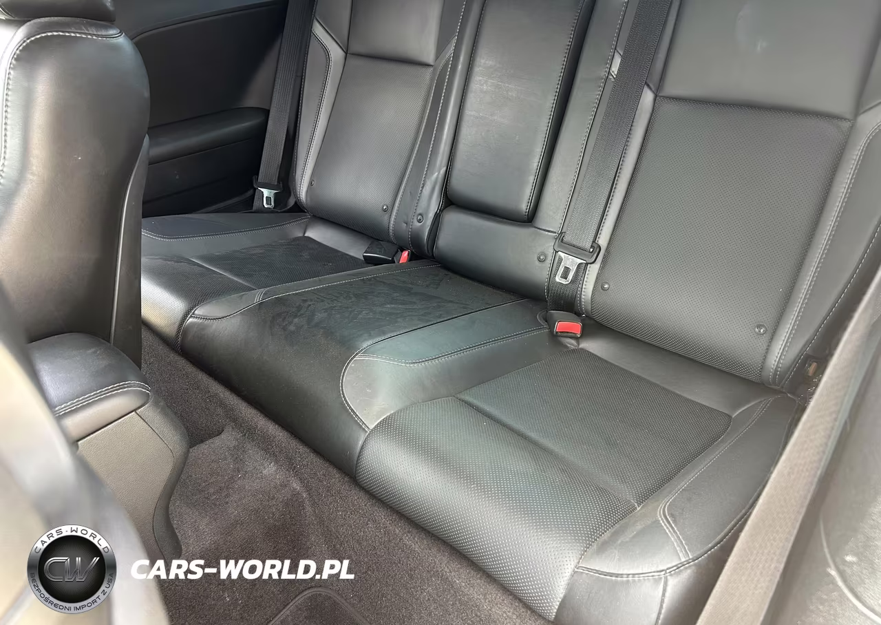 2018 Dodge Challenger Sxt Plus VIN:2C3CDZAG3JH199824 - 8