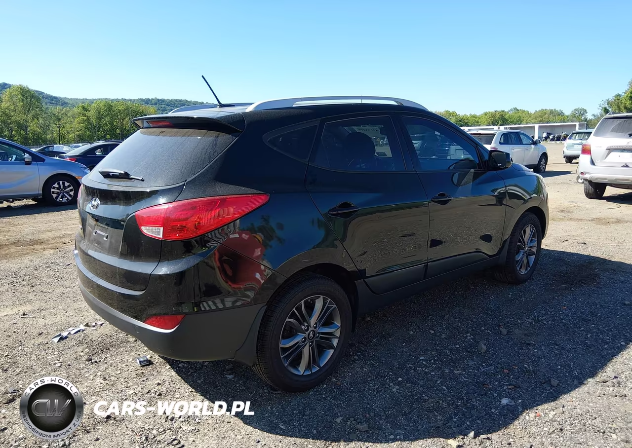 2014 Hyundai Tucson Se VIN:KM8JU3AG8EU869821 - 4