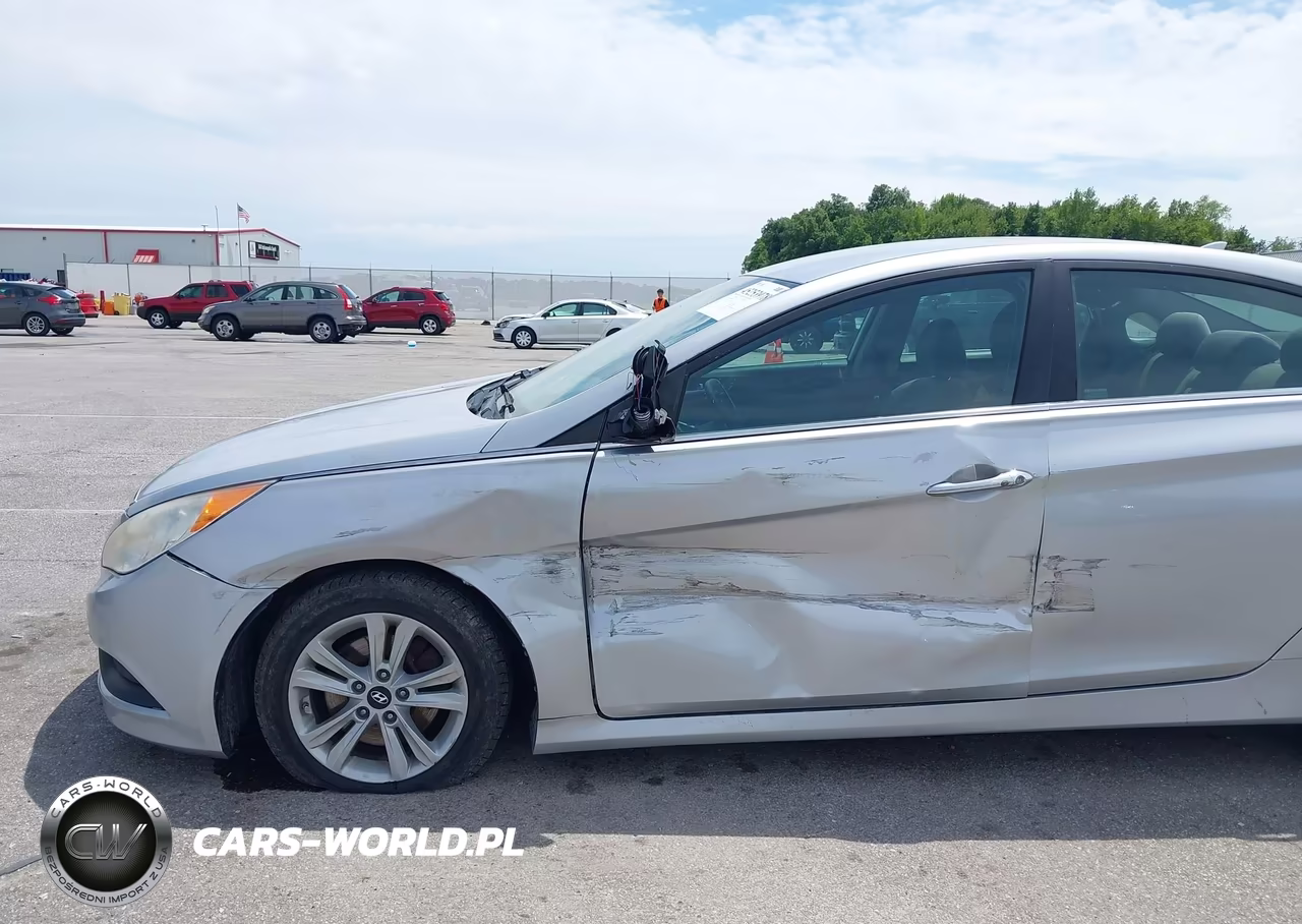 2014 Hyundai Sonata Gls VIN:5NPEB4AC0EH884323 - 6