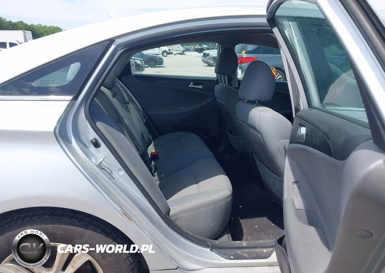 2014 Hyundai Sonata Gls VIN:5NPEB4AC0EH884323 - 8
