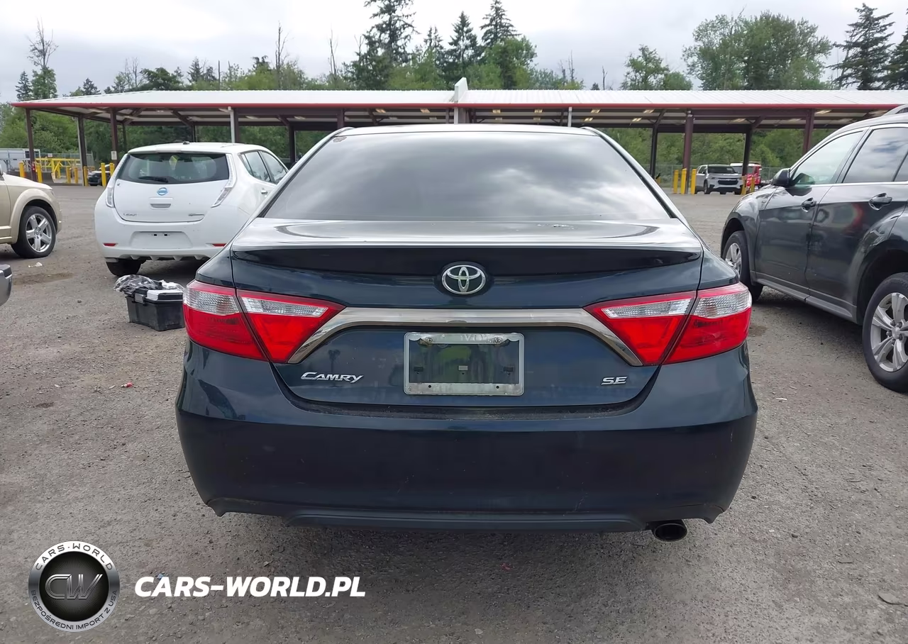 2017 Toyota Camry Se VIN:4T1BF1FK7HU415015 - 16