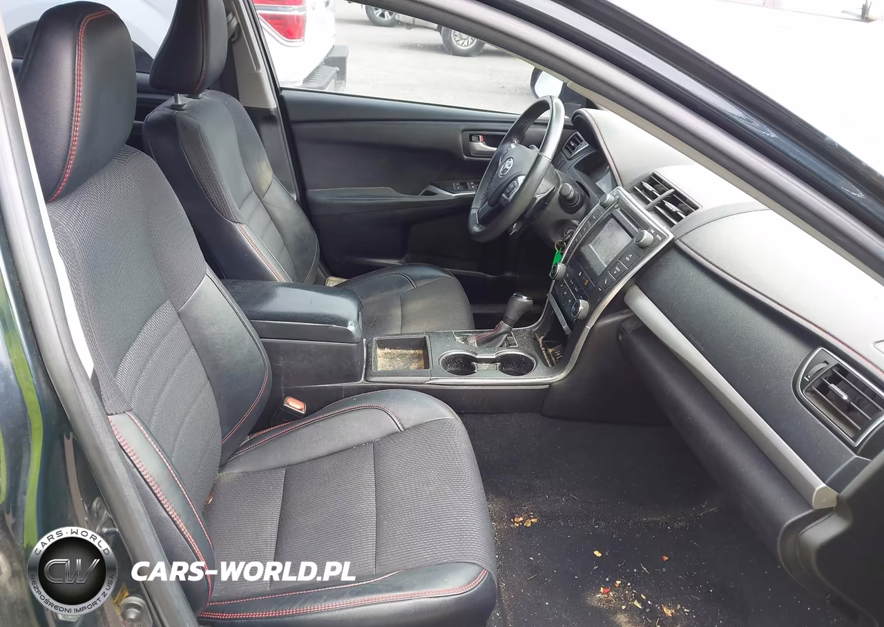 2017 Toyota Camry Se VIN:4T1BF1FK7HU415015 - 5