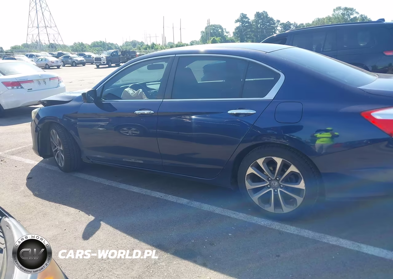 2015 Honda Accord Sport VIN:1HGCR2F52FA016397 - 14