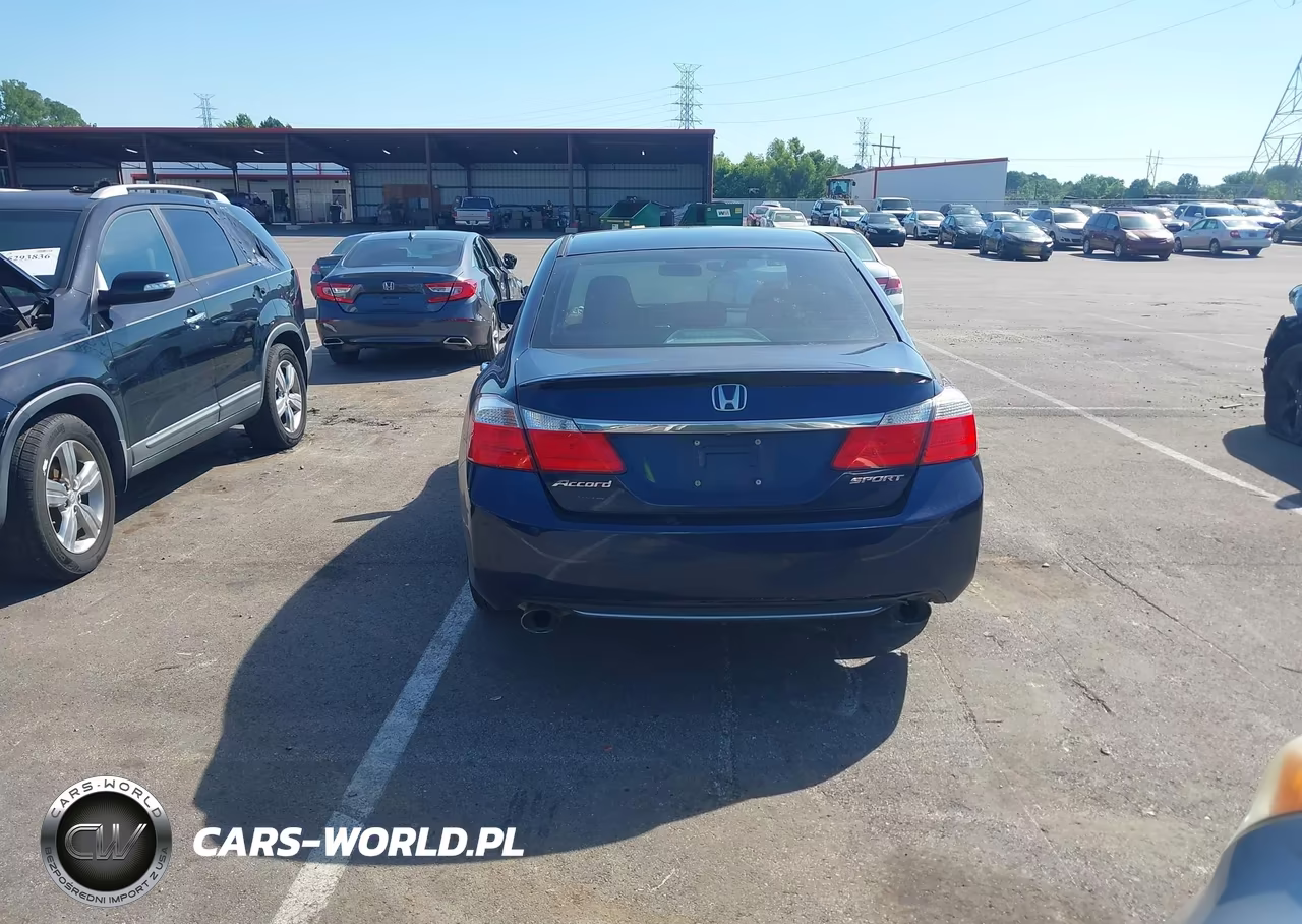 2015 Honda Accord Sport VIN:1HGCR2F52FA016397 - 16