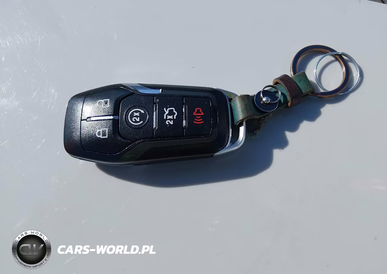 2016 Ford Mustang Ecoboost VIN:1FA6P8TH3G5263902 - 11