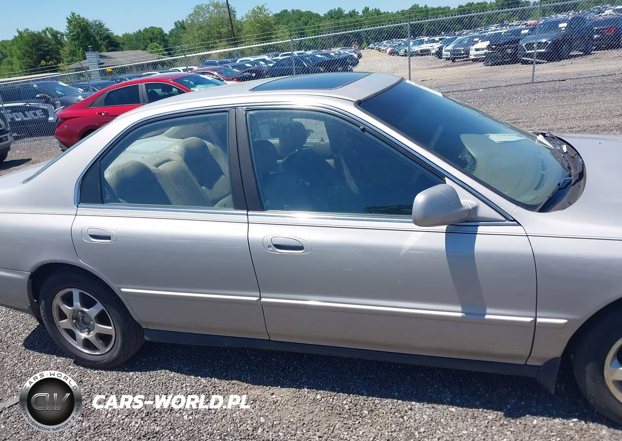 1997 Honda Accord Ex V6 VIN:1HGCE6673VA000101 - 13