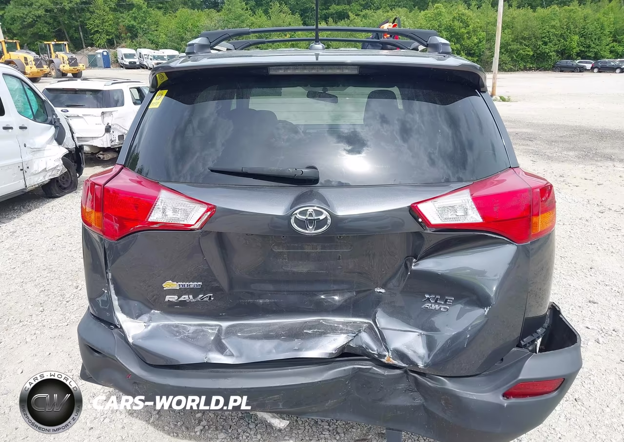 2015 Toyota Rav4 Xle VIN:2T3RFREV1FW265349 - 16