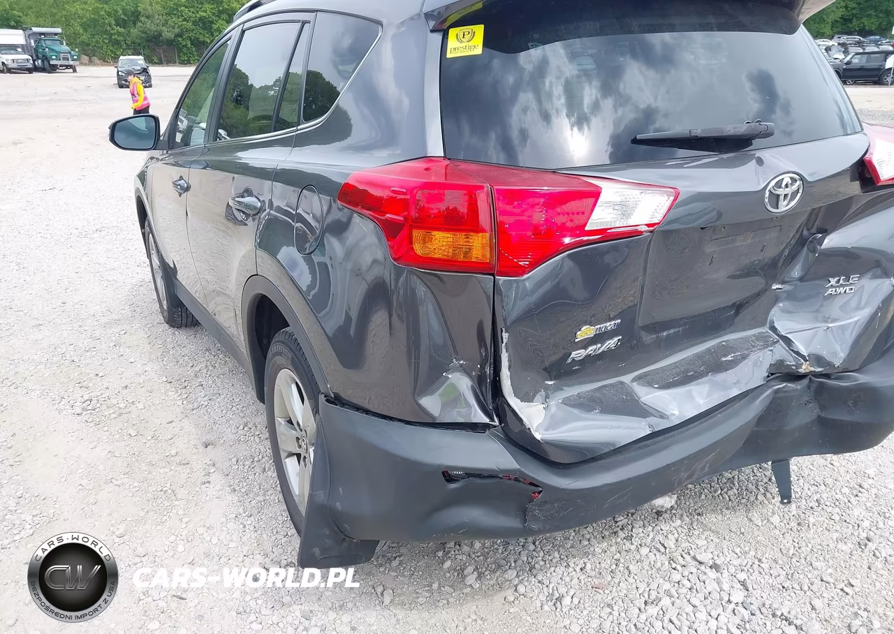 2015 Toyota Rav4 Xle VIN:2T3RFREV1FW265349 - 18