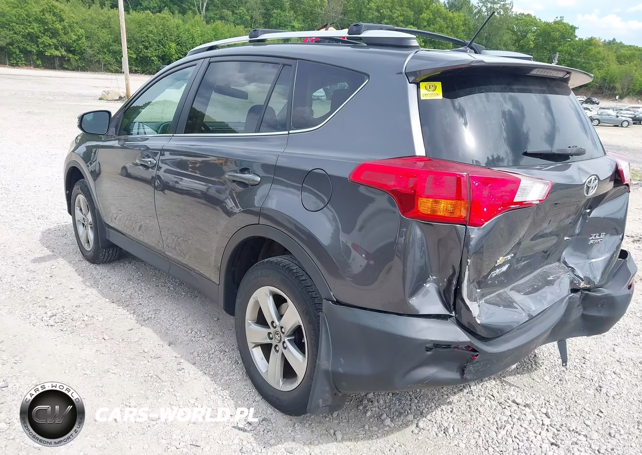 2015 Toyota Rav4 Xle VIN:2T3RFREV1FW265349 - 3