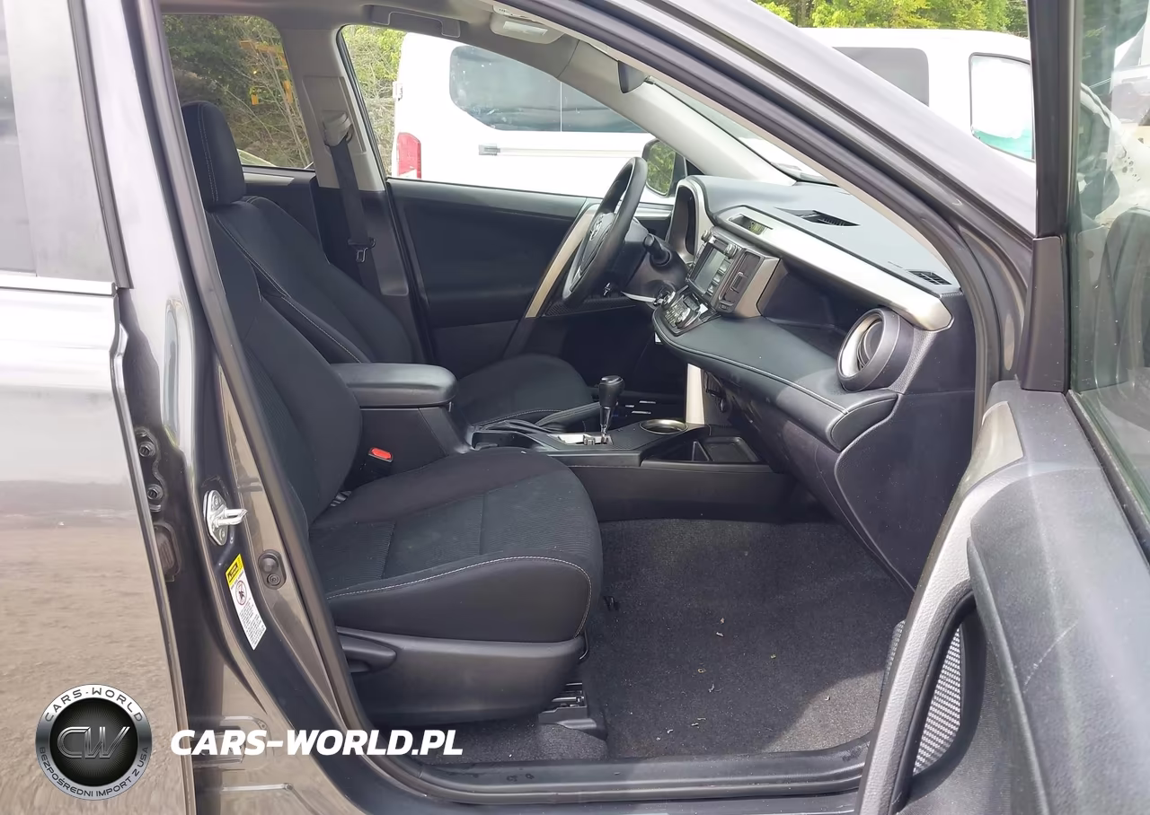 2015 Toyota Rav4 Xle VIN:2T3RFREV1FW265349 - 5