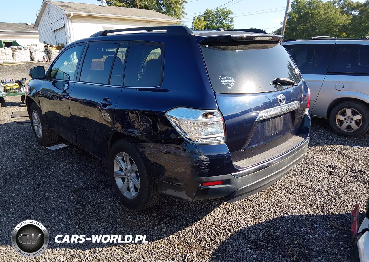 2011 Toyota Highlander Base V6 VIN:5TDZK3EH5BS028765 - 3
