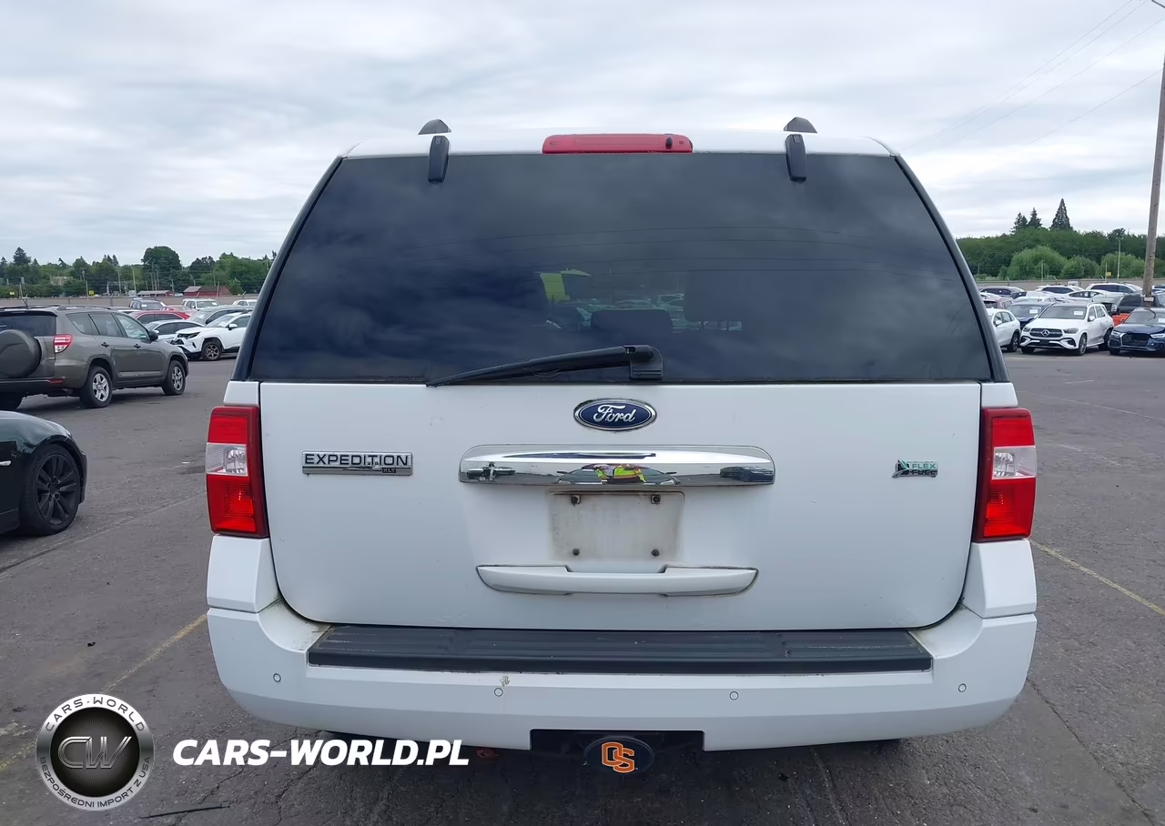 2011 Ford Expedition Xlt VIN:1FMJU1J56BEF55352 - 16