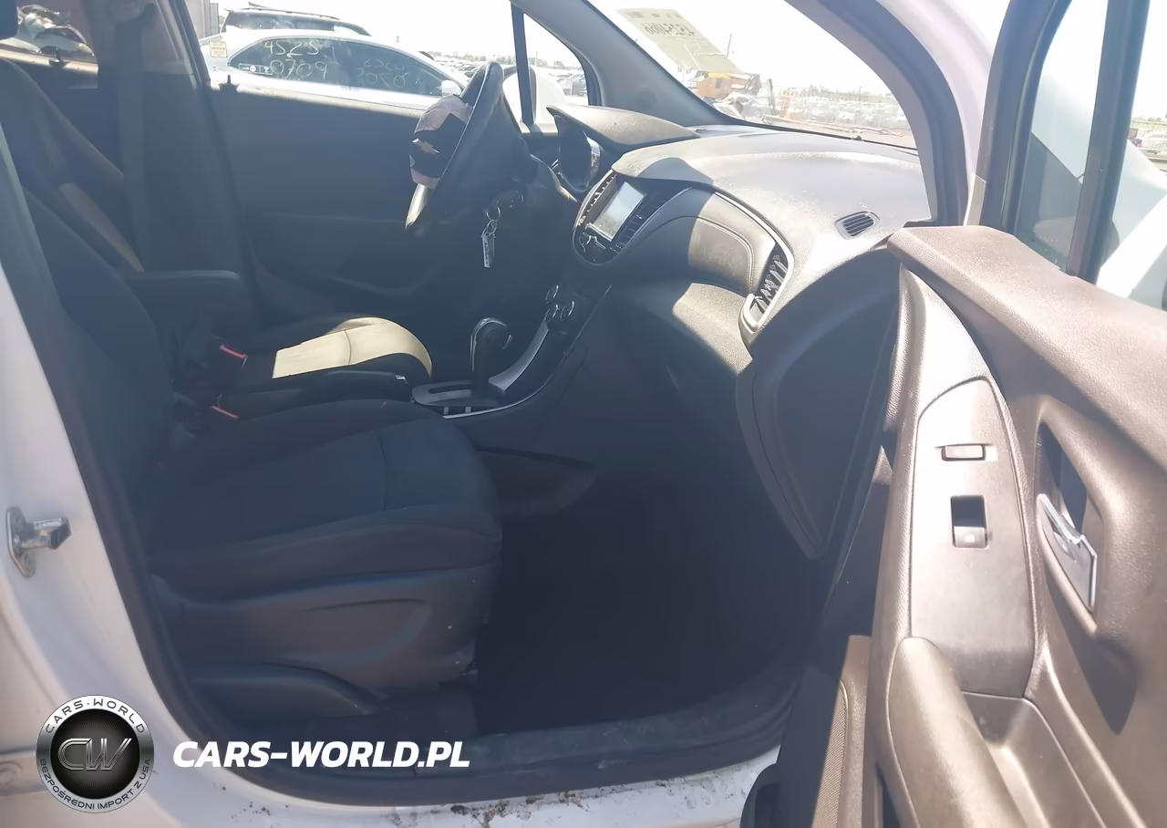 2017 Chevrolet Trax Lt VIN:3GNCJPSB7HL147133 - 5