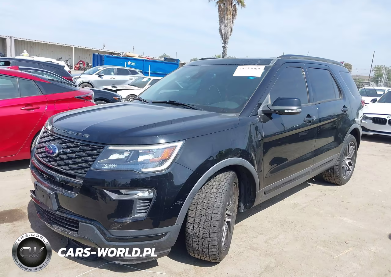2018 Ford Explorer Sport VIN:1FM5K8GT1JGC28107 - 2