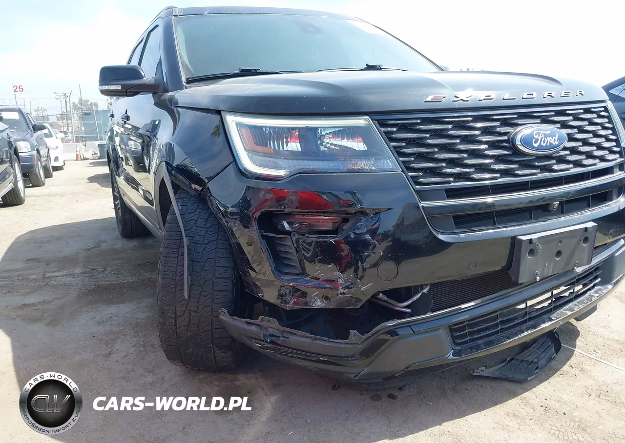 2018 Ford Explorer Sport VIN:1FM5K8GT1JGC28107 - 6