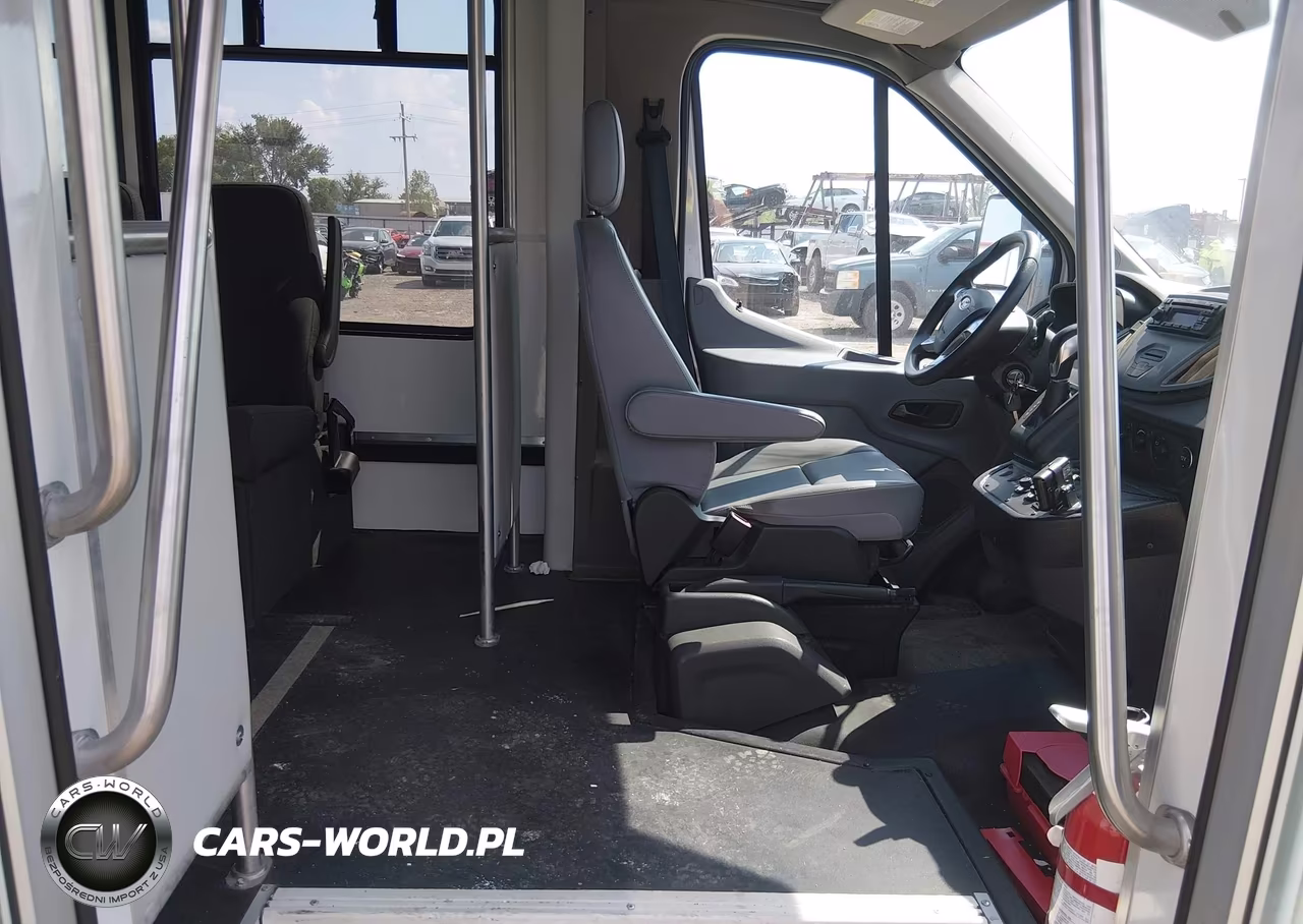 2017 Ford Transit-350 Cutaway VIN:1FDES6PV1HKB43362 - 5