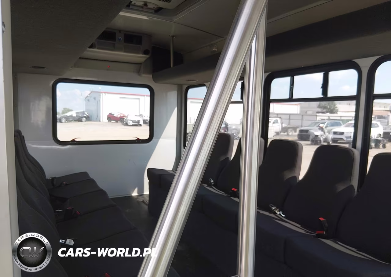 2017 Ford Transit-350 Cutaway VIN:1FDES6PV1HKB43362 - 8
