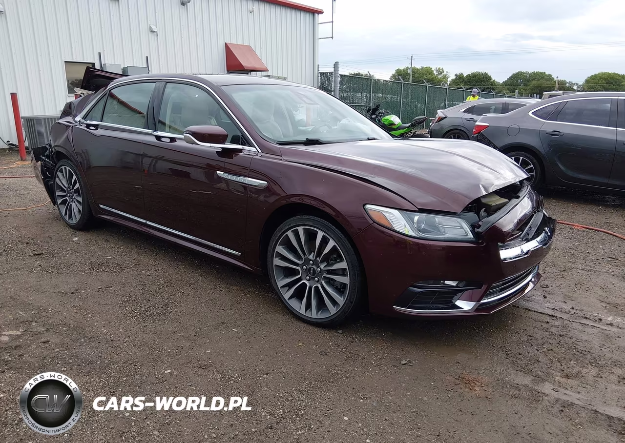 2018 Lincoln Continental Select – zdjęcie 1 z 16