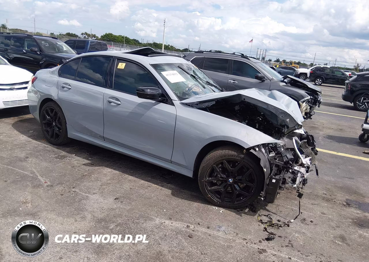 2025 BMW 330I – zdjęcie 1 z 16