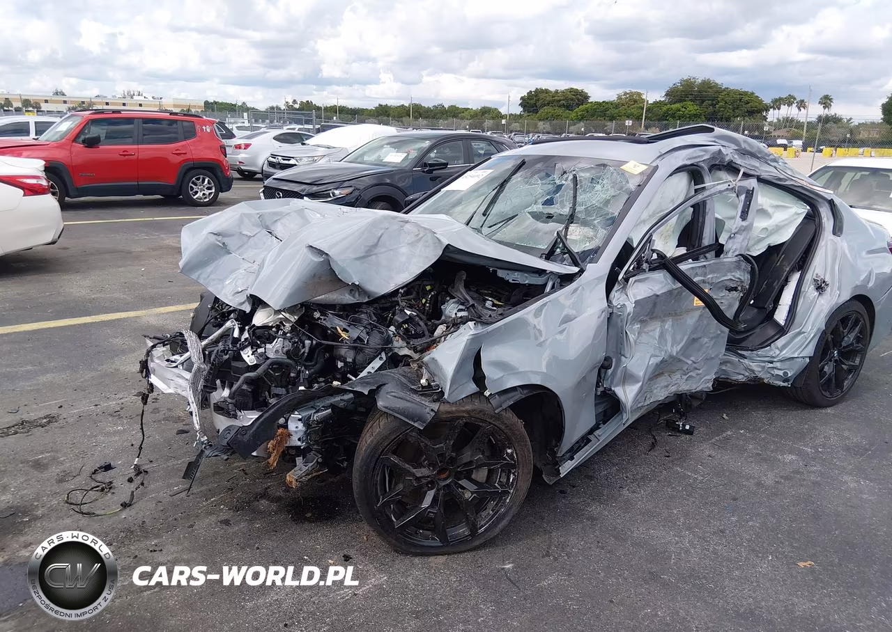 2025 BMW 330I VIN:3MW69CW07S8F10487 - 6