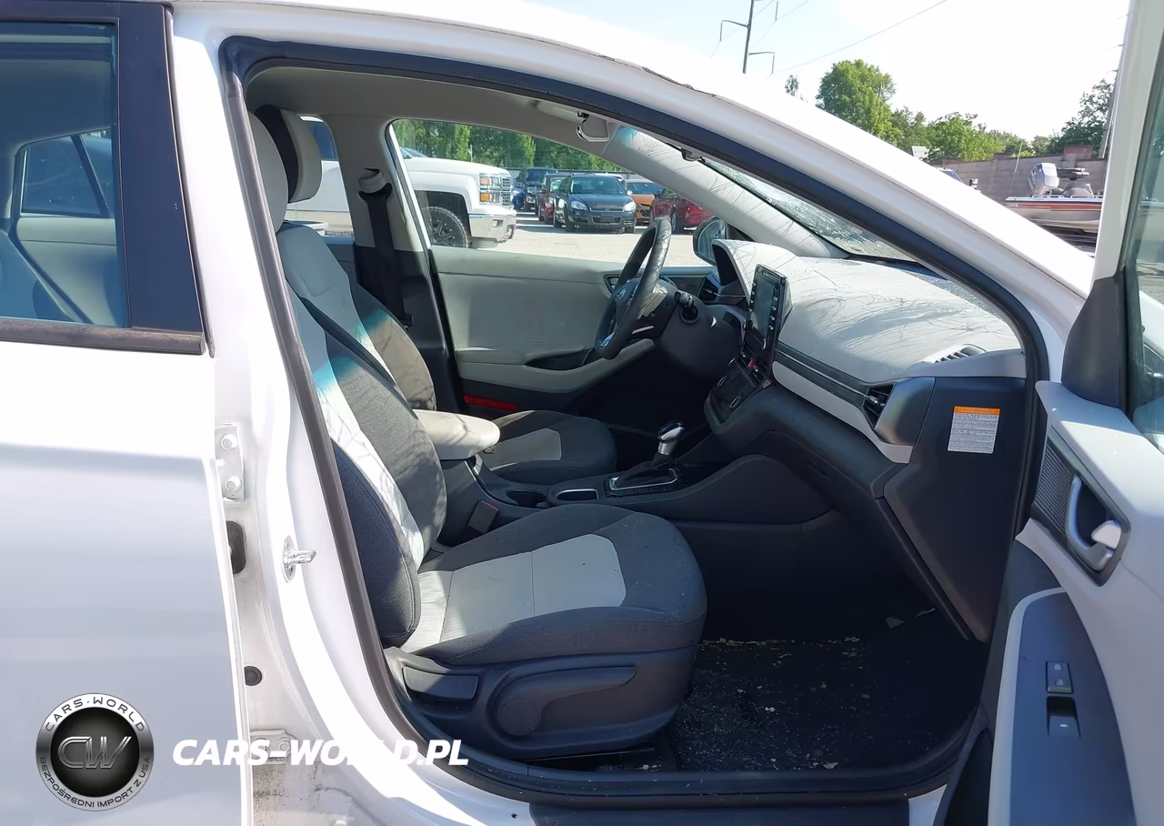 2020 Hyundai Ioniq Hybrid Blue VIN:KMHC65LC1LU186428 - 5
