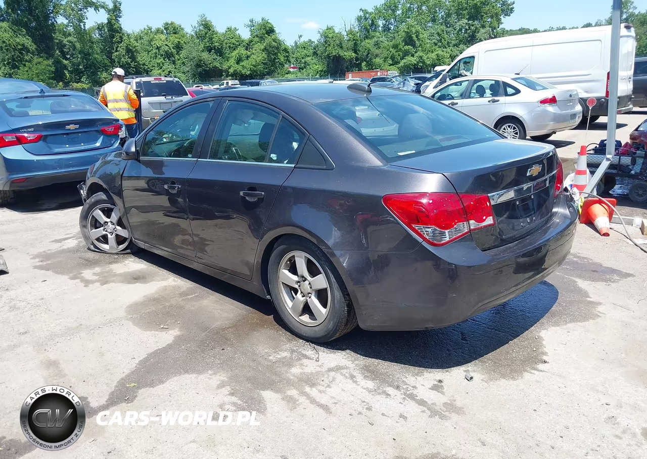 2015 Chevrolet Cruze 1Lt Auto VIN:1G1PC5SB5F7153936 - 3