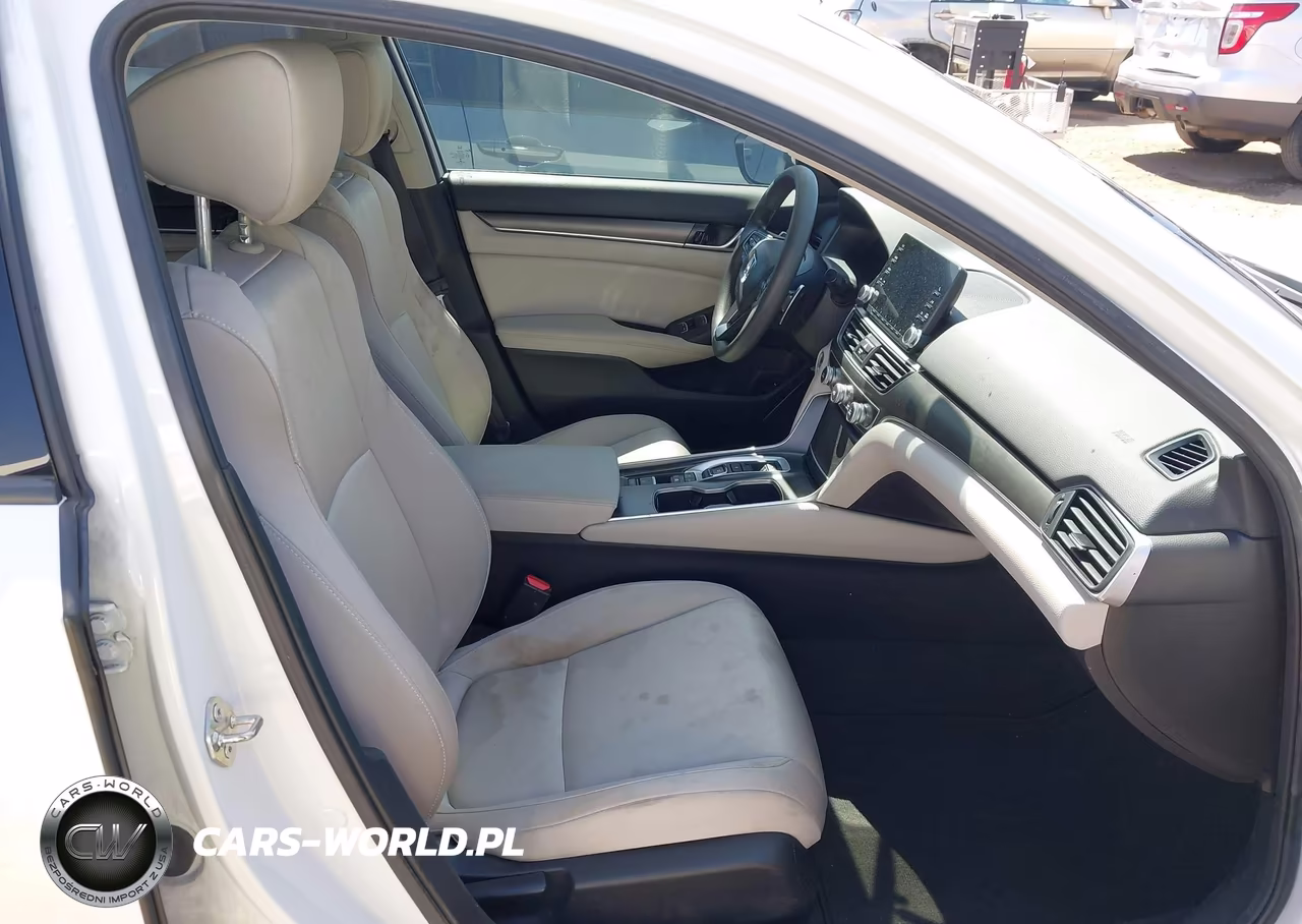 2020 Honda Accord Hybrid VIN:1HGCV3F1XLA017937 - 5