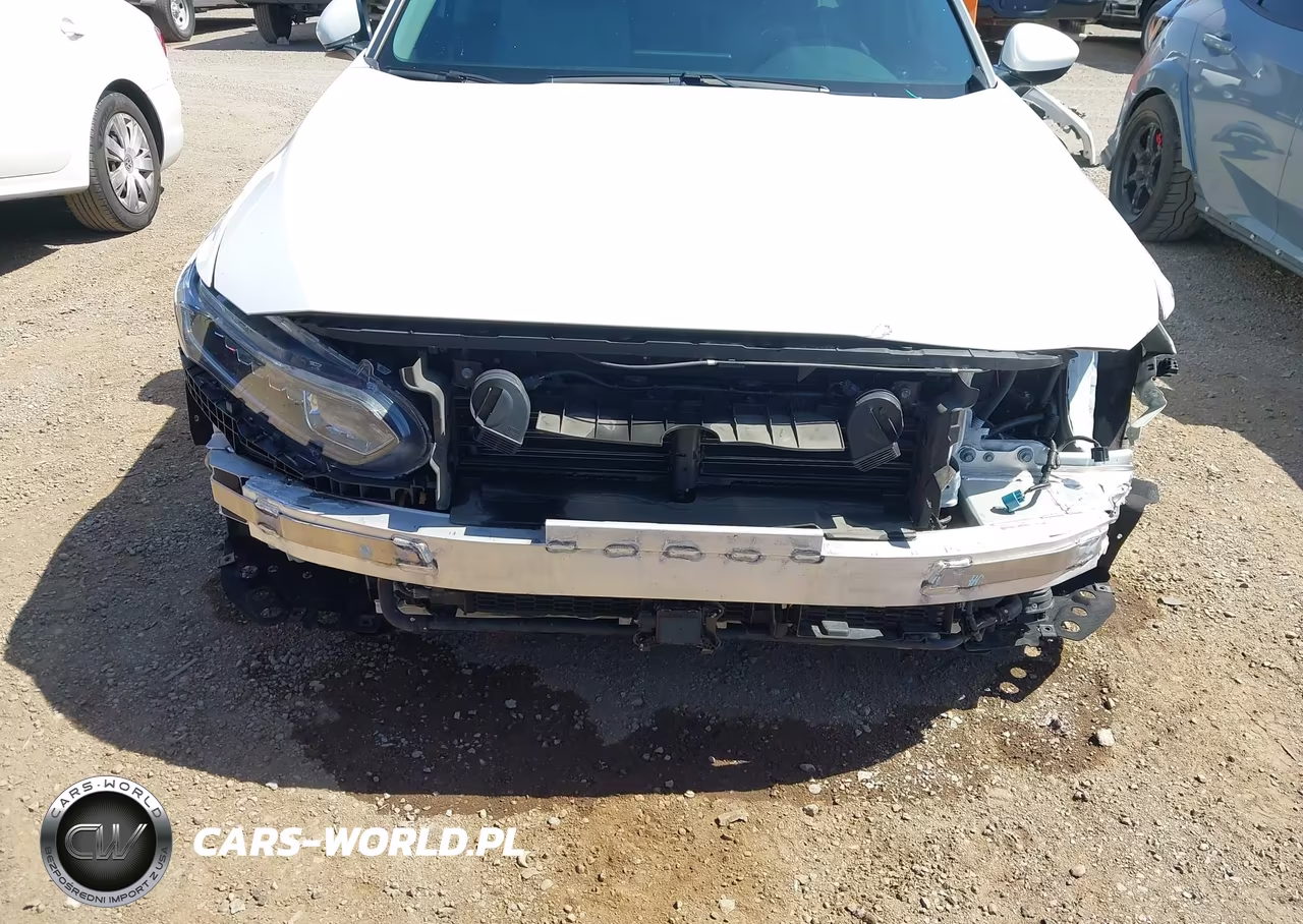 2020 Honda Accord Hybrid VIN:1HGCV3F1XLA017937 - 6