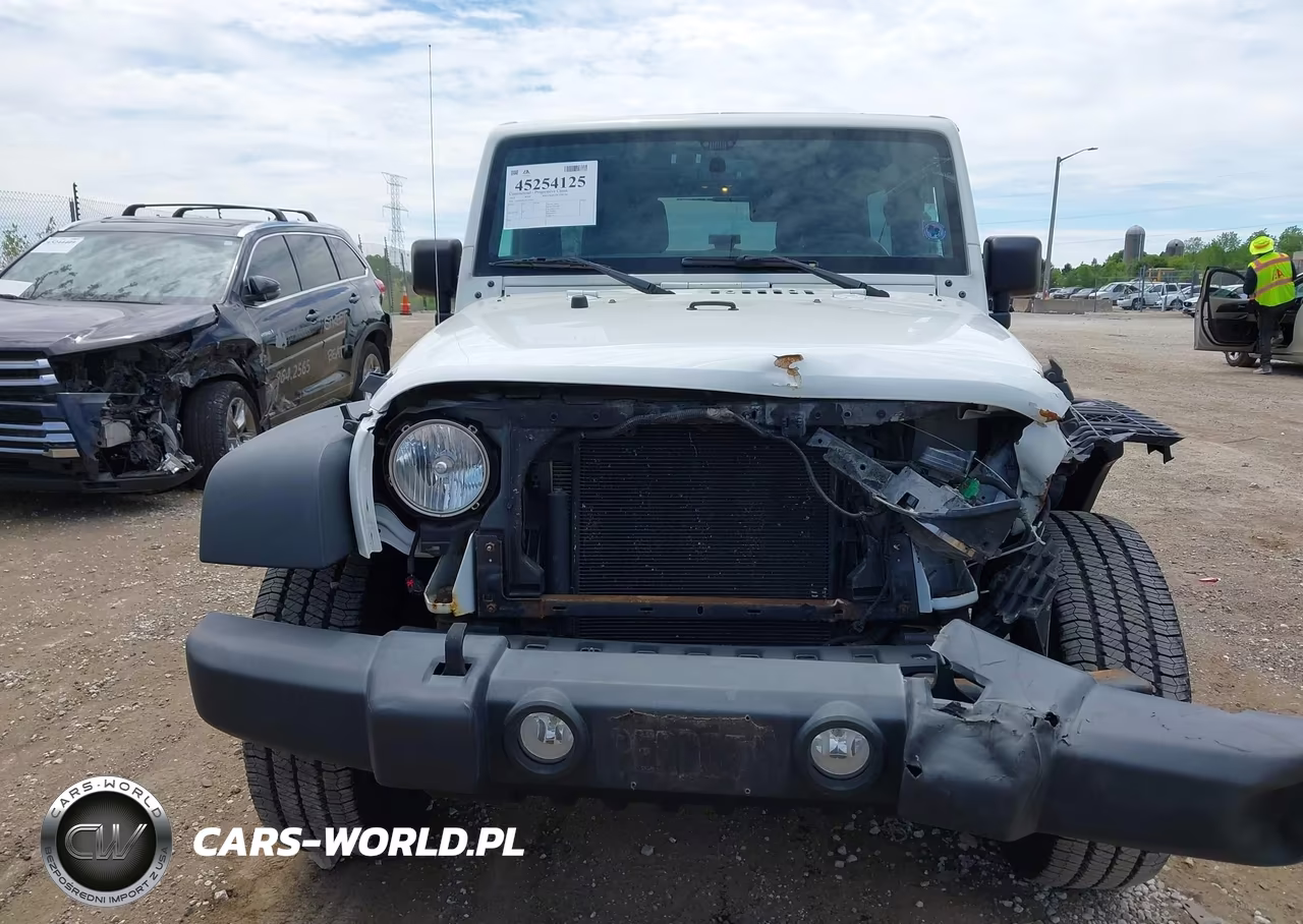 2015 Jeep Wrangler Unlimited Sport VIN:1C4BJWDG5FL763056 - 12