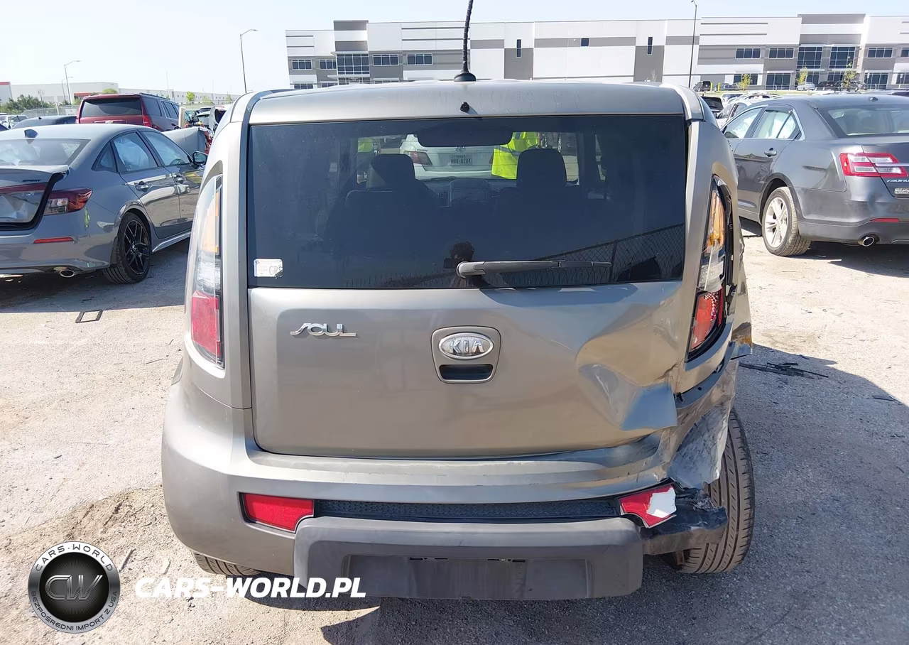 2010 Kia Soul + VIN:KNDJT2A27A7030662 - 16