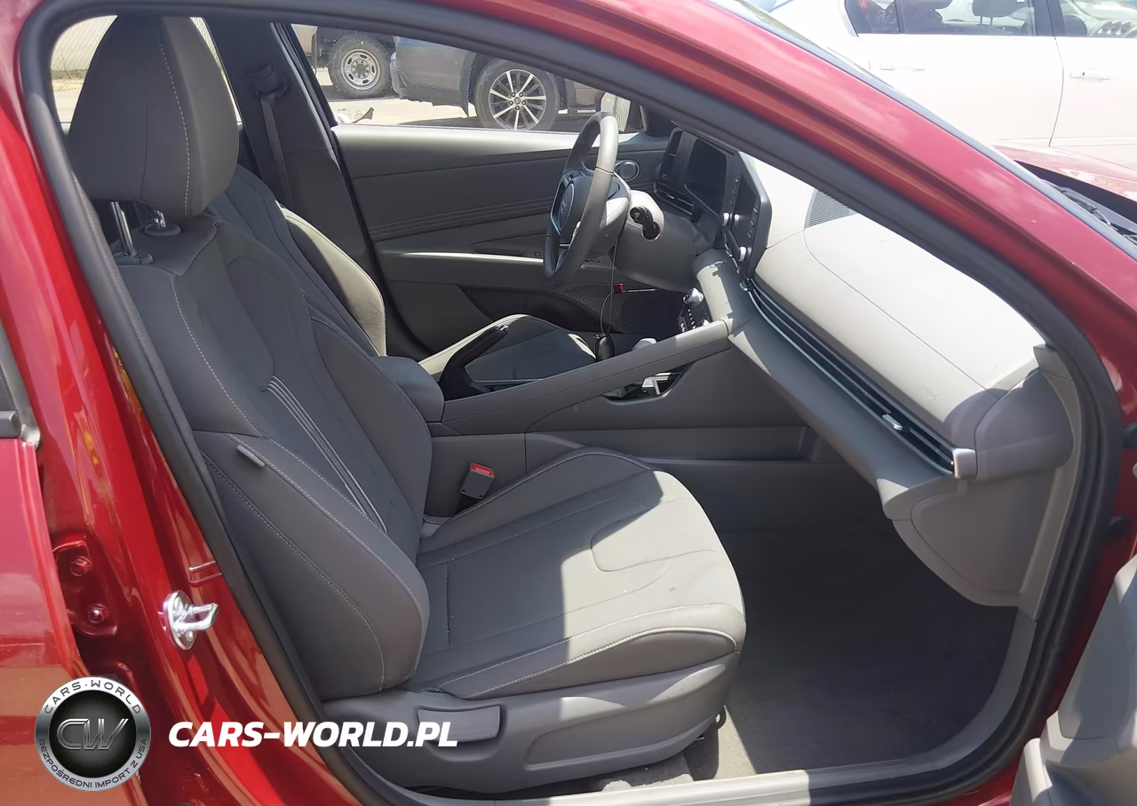2026 Hyundai Elantra Sel Sport VIN:KMHLM4DG5TU100281 - 5