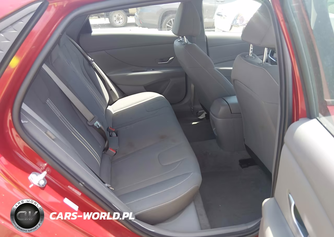 2026 Hyundai Elantra Sel Sport VIN:KMHLM4DG5TU100281 - 8