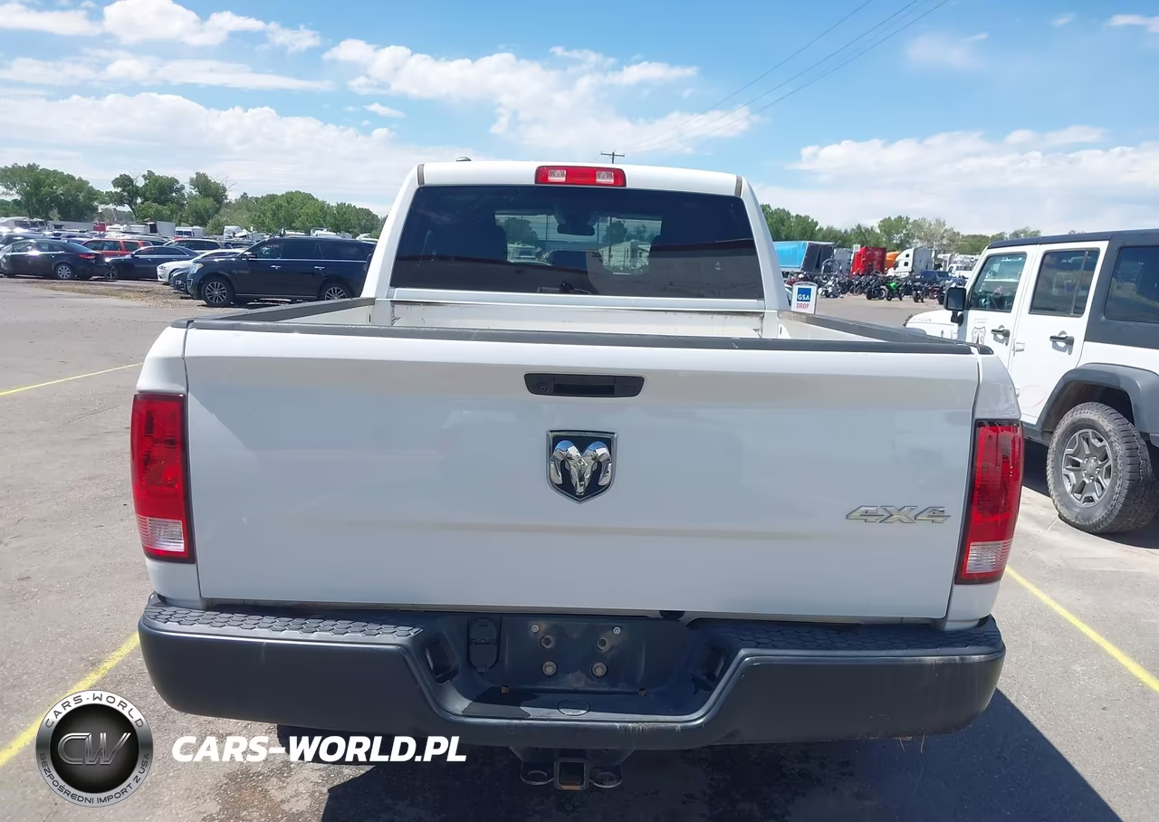 2020 Ram 1500 Classic VIN:1C6RR7FG3LS151148 - 19
