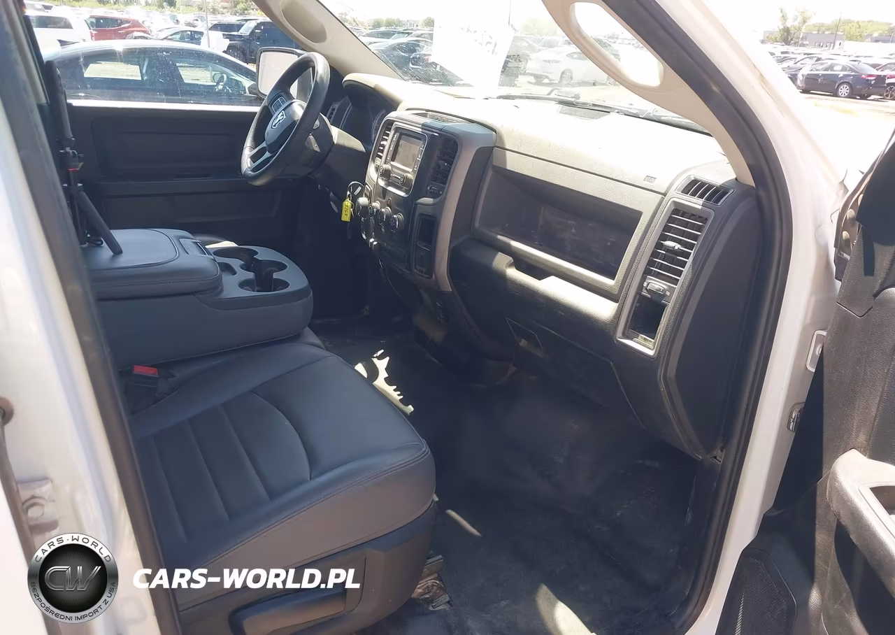2020 Ram 1500 Classic VIN:1C6RR7FG3LS151148 - 5