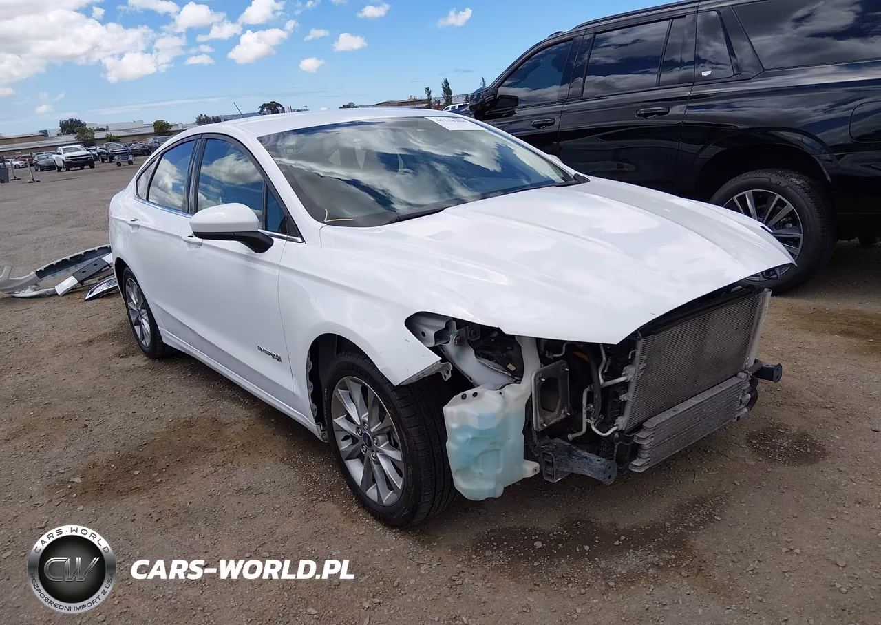 2017 Ford Fusion Hybrid Se – zdjęcie 1 z 17