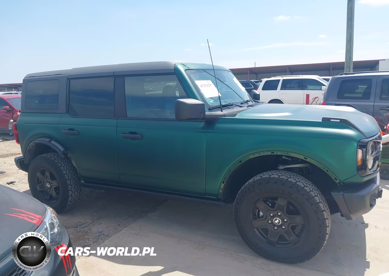 2024 Ford Bronco Black Diamond VIN:1FMDE1BH6RLA63395 - 14