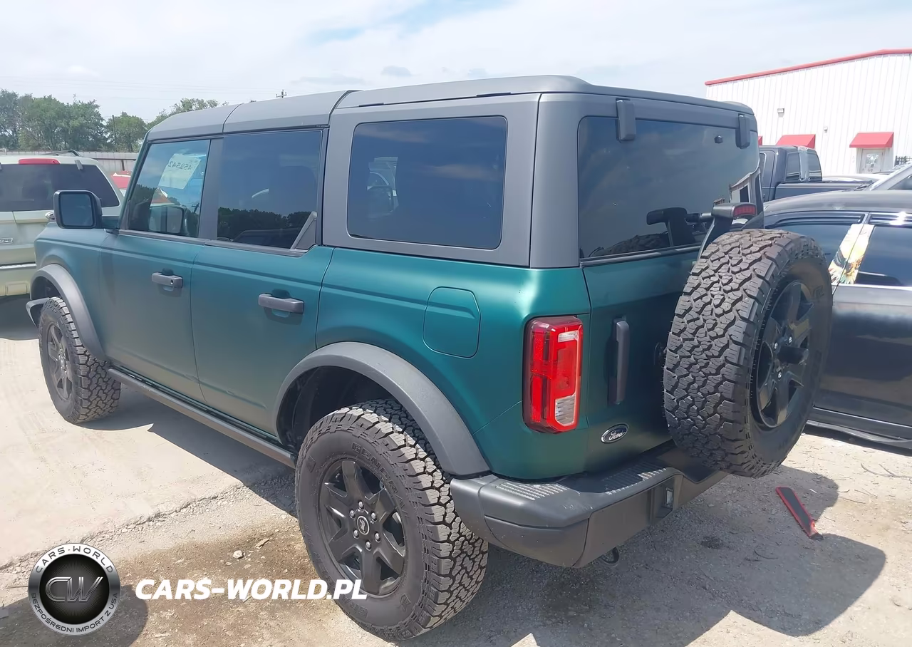 2024 Ford Bronco Black Diamond VIN:1FMDE1BH6RLA63395 - 3