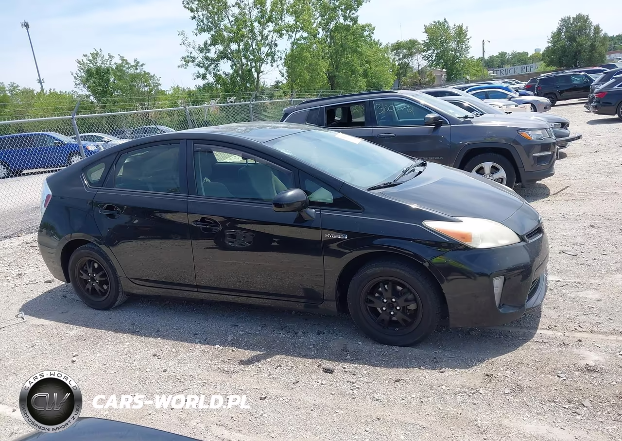 2012 Toyota Prius Two VIN:JTDKN3DU6C5468721 - 13