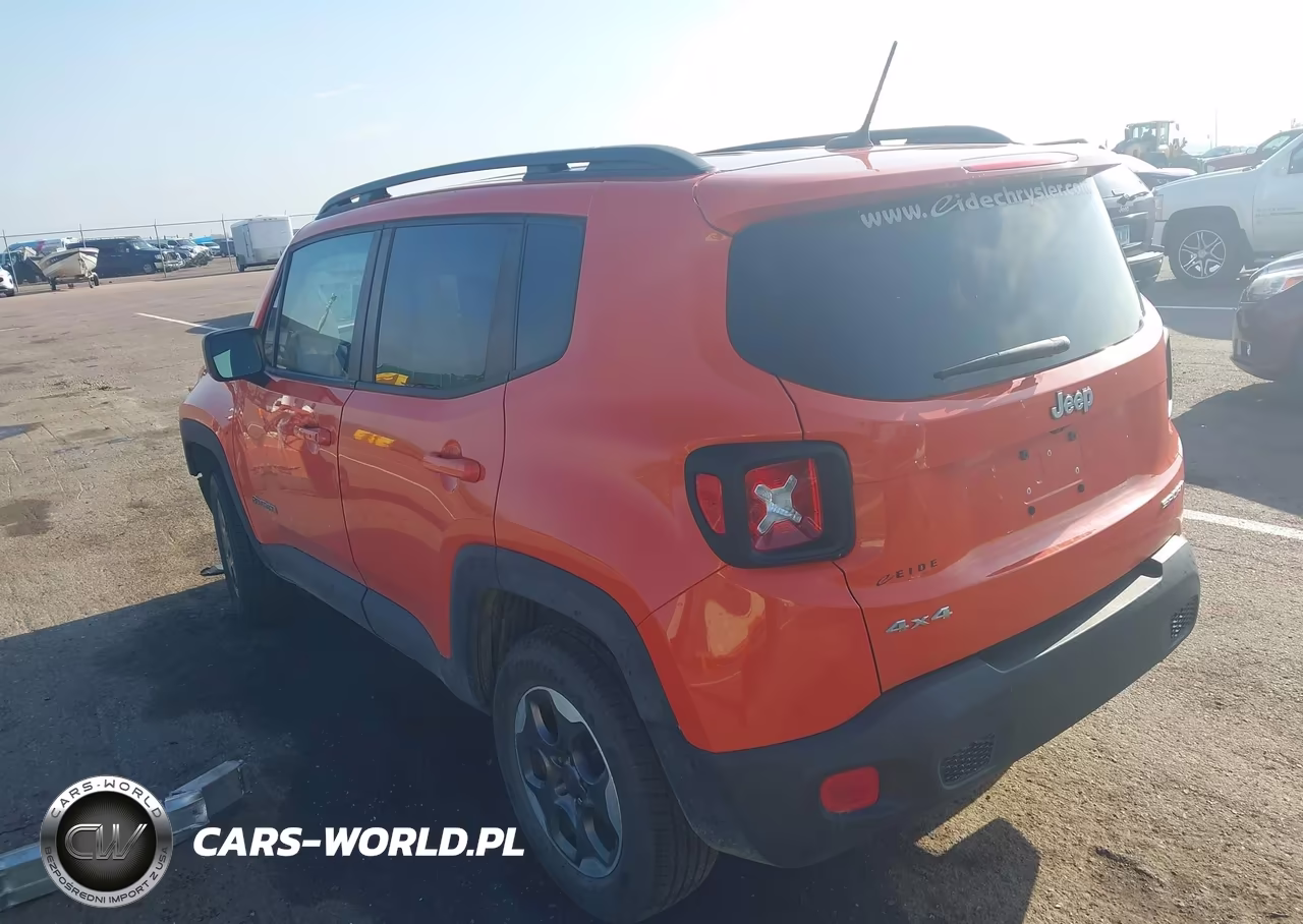 2017 Jeep Renegade Sport 4X4 VIN:ZACCJBAB1HPE38389 - 3