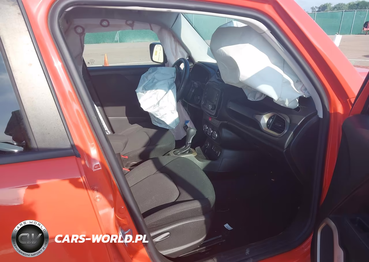 2017 Jeep Renegade Sport 4X4 VIN:ZACCJBAB1HPE38389 - 5