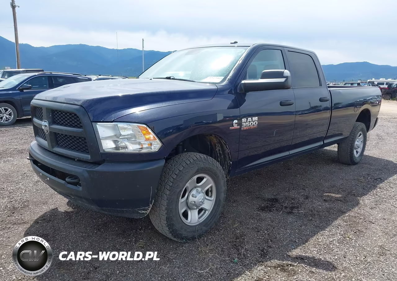2018 Ram 3500 Tradesman 4X4 8' Box VIN:3C63R3GLXJG324615 - 2