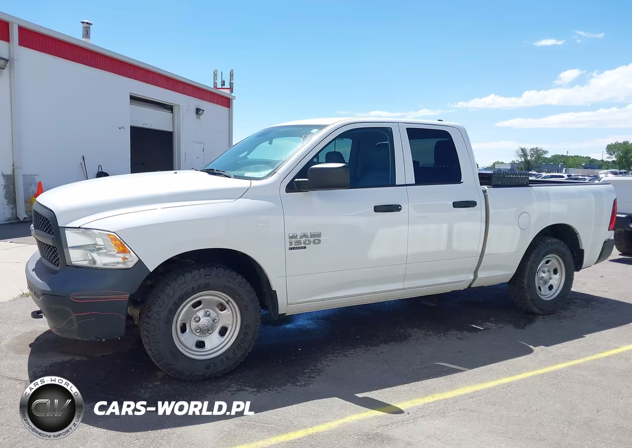 2020 Ram 1500 Classic VIN:1C6RR7FG6LS156540 - 14