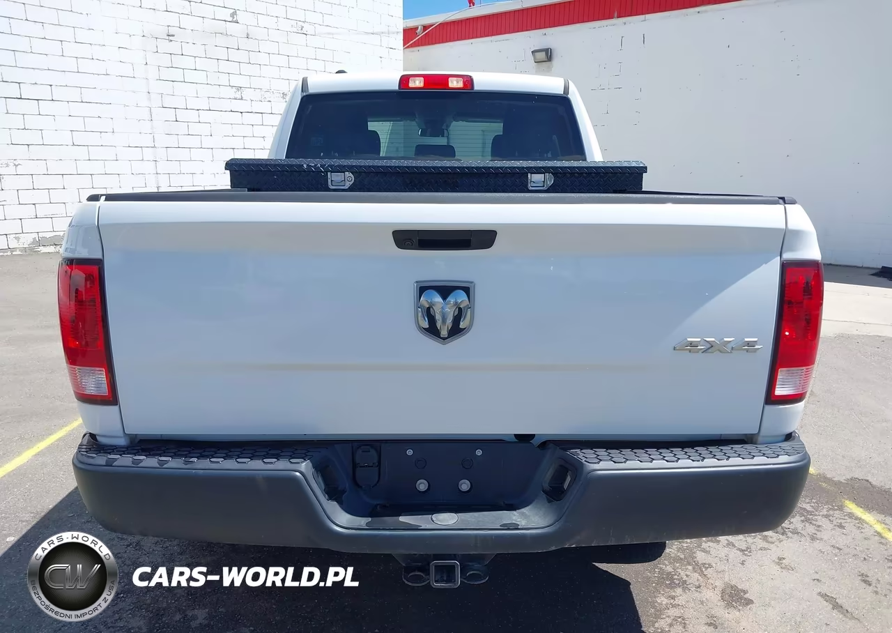 2020 Ram 1500 Classic VIN:1C6RR7FG6LS156540 - 16