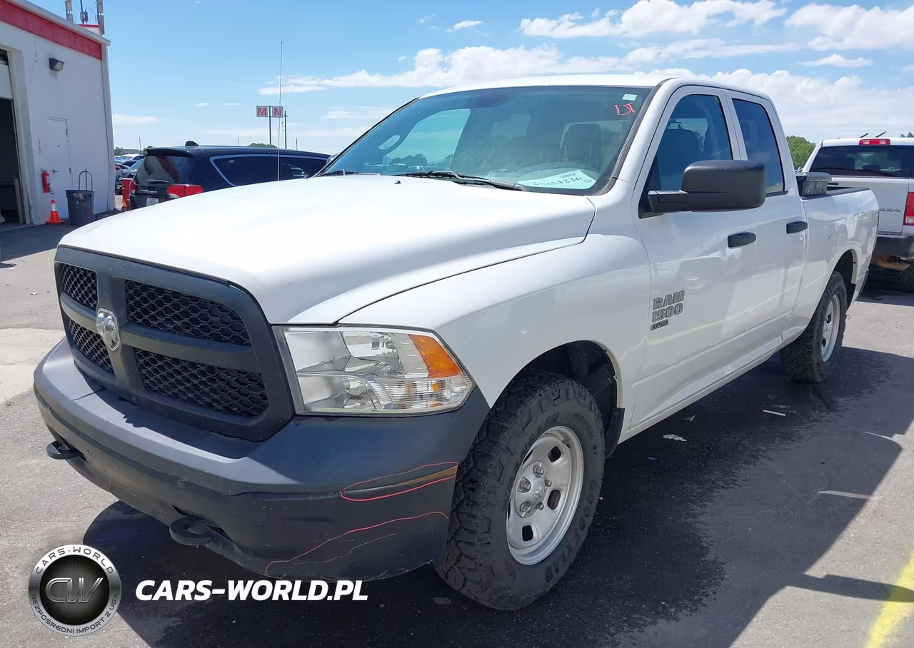 2020 Ram 1500 Classic VIN:1C6RR7FG6LS156540 - 2